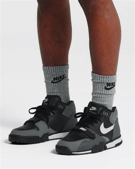 nike air trainer sv1|Nike Air Trainer men's.